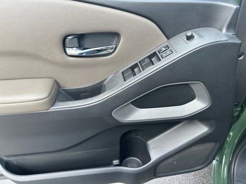 Used 2022 Nissan Frontier SV image 23