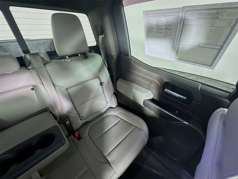 Used 2019 Chevrolet Silverado 1500 LTZ image 14