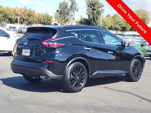 Used 2023 Nissan Murano SV w/ SV Midnight Edition Package FWD image 4