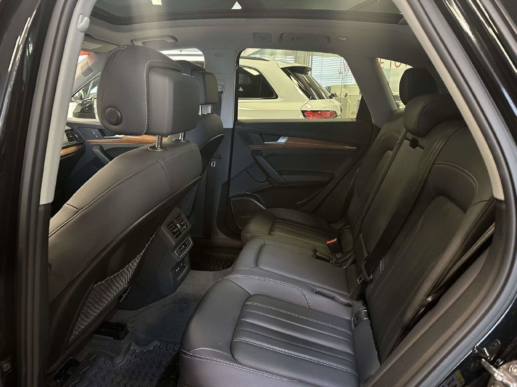 Used 2023 Audi Q5 2.0T Premium Plus AWD/4WD image 14
