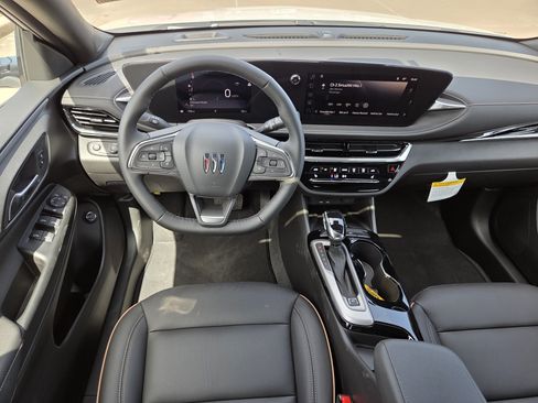 New 2026 Buick Envista Sport Touring FWD image 8