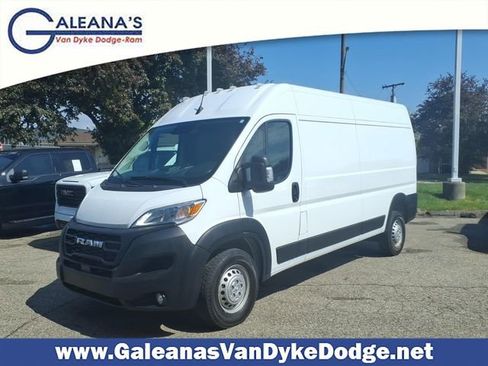 Used 2025 RAM ProMaster 2500 w/ Convenience Group FWD image 1