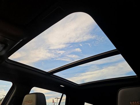 New 2026 Chevrolet Tahoe High Country w/ Sun And Tow Package image 17