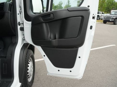 Used 2024 RAM ProMaster 3500 w/ Convenience Group FWD image 18