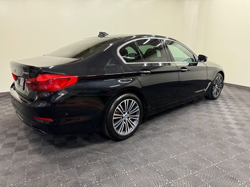 Used 2017 BMW 540i xDrive w/ Premium Package image 17