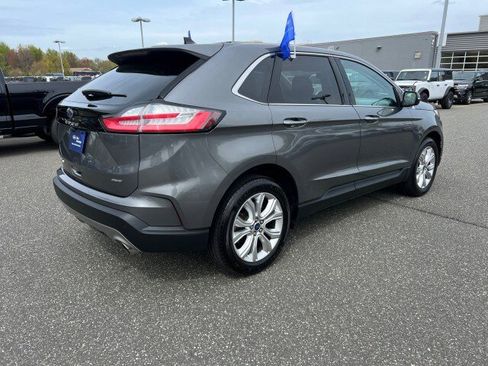 Used 2022 Ford Edge Titanium AWD/4WD image 7