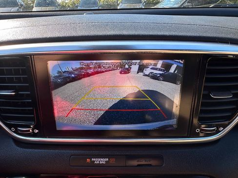 Used 2020 Kia Sportage SX image 22