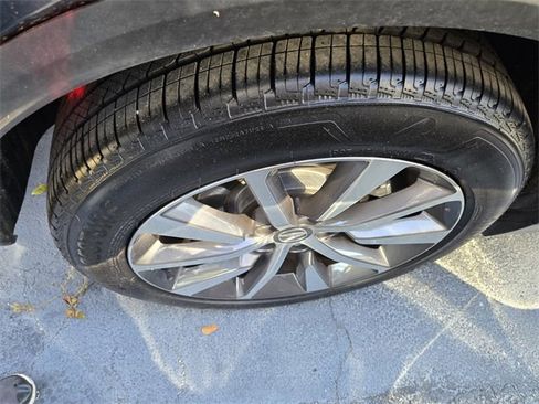 Used 2025 Acura MDX w/ Technology Package image 11