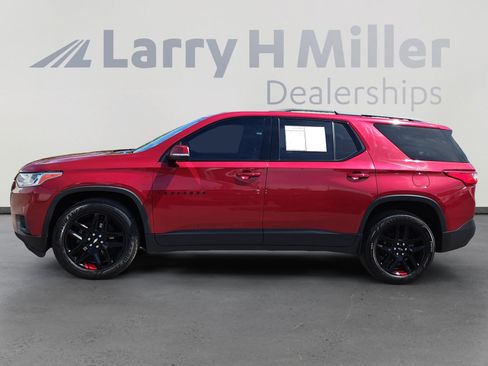 Used 2021 Chevrolet Traverse RS AWD/4WD image 2