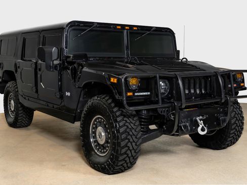 Used 2006 HUMMER H1 image 4