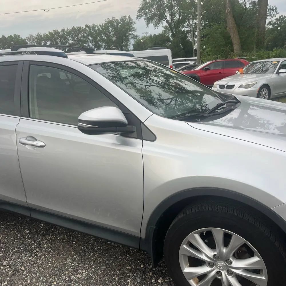 Used 2015 Toyota RAV4 Limited w/ Outdoor Package AWD/4WD image 13