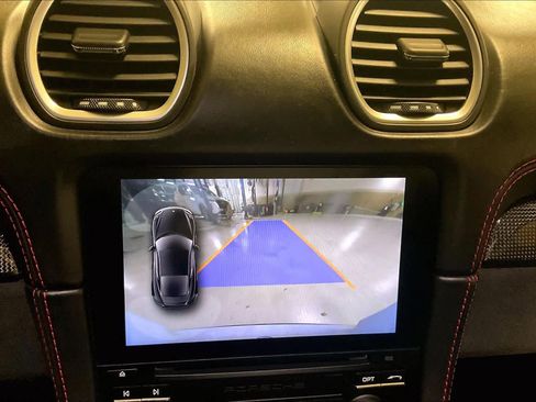 Used 2022 Porsche 718 Cayman GT4 image 27