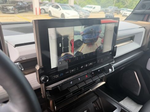 Used 2024 GMC Hummer EV 3X w/ LPO, Illumination Package AWD/4WD image 13