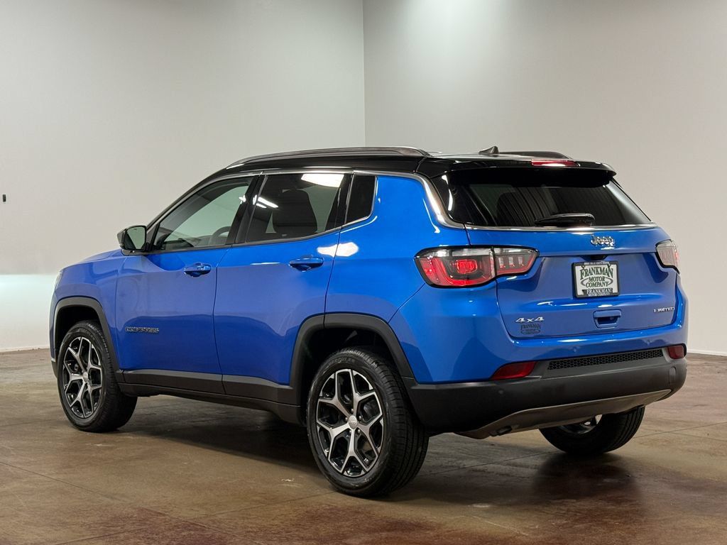 Used 2024 Jeep Compass Limited AWD/4WD image 26