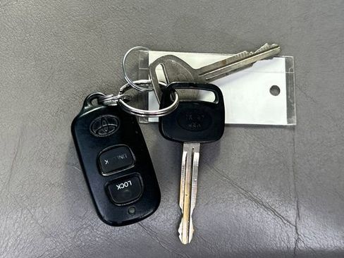 Used 2006 Toyota Tundra Limited image 29