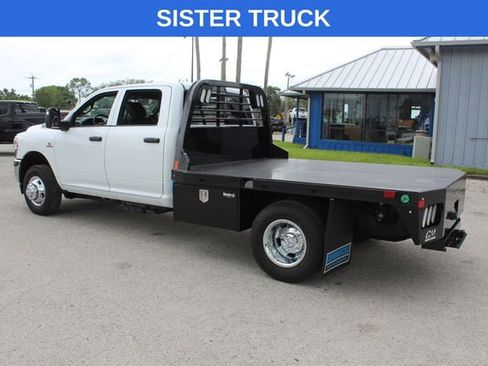 Used 2024 RAM 3500 Tradesman w/ Chrome Appearance Group image 6