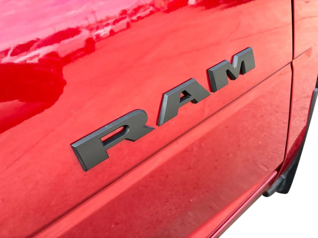 New 2026 RAM 2500 Big Horn AWD/4WD image 9