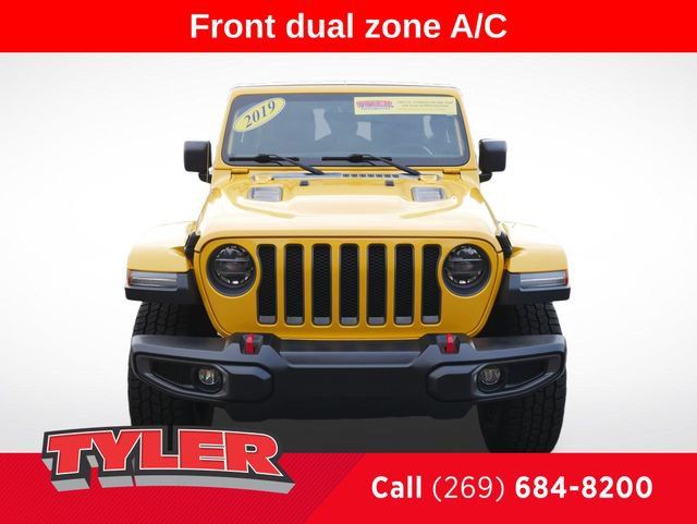 Used 2019 Jeep Wrangler Unlimited Rubicon w/ LED Lighting Group AWD/4WD image 2