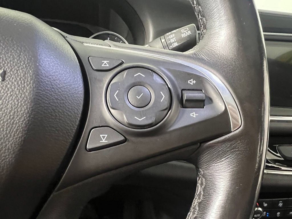 Used 2019 Buick Enclave Avenir w/ Avenir Technology Package AWD/4WD image 27