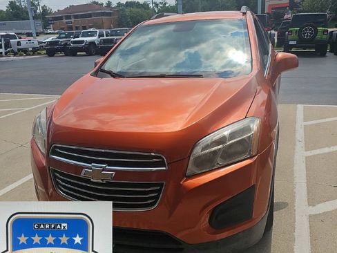 Used 2016 Chevrolet Trax LT w/ LT Convenience Package FWD image 1