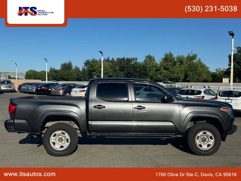 Used 2019 Toyota Tacoma SR image 6