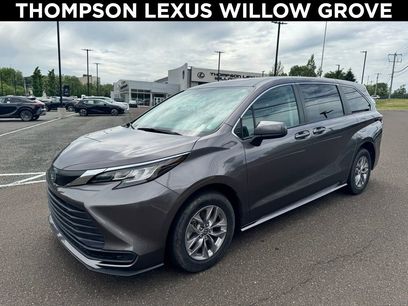 Used 2022 Toyota Sienna LE