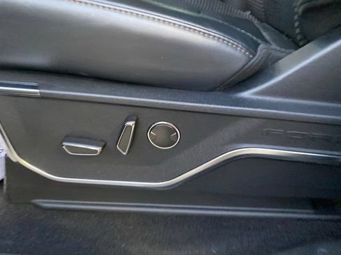 Used 2023 Ford F150 Raptor AWD/4WD image 29