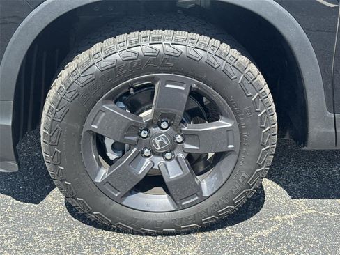 Used 2026 Honda Ridgeline TrailSport image 11