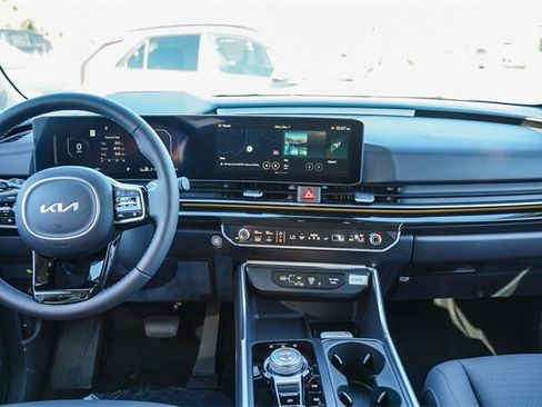 New 2026 Kia Carnival SX Prestige image 14