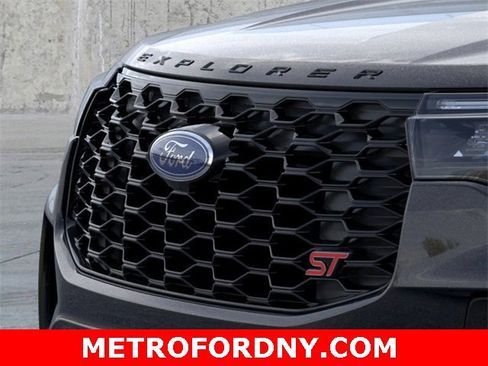 New 2026 Ford Explorer ST image 17