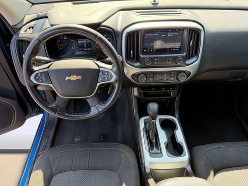 Used 2022 Chevrolet Colorado LT RWD image 24