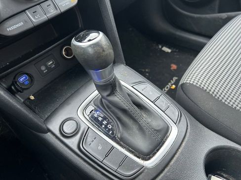 Used 2020 Hyundai Kona SEL image 29