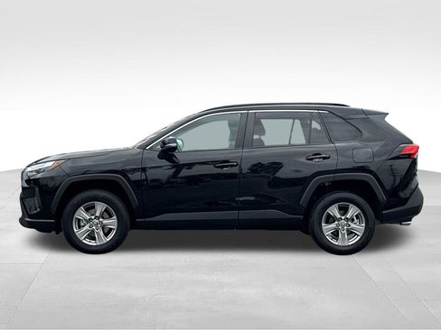 Used 2024 Toyota RAV4 XLE FWD image 6