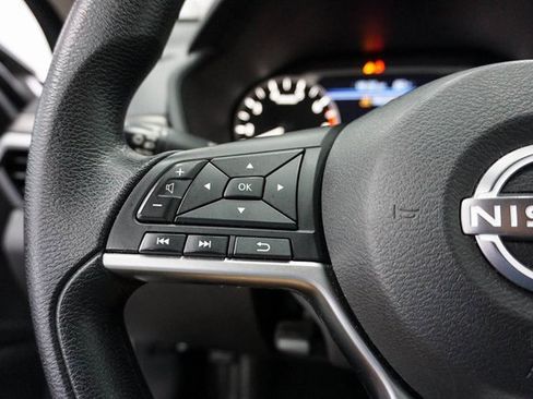 Used 2024 Nissan Altima 2.5 SV image 20