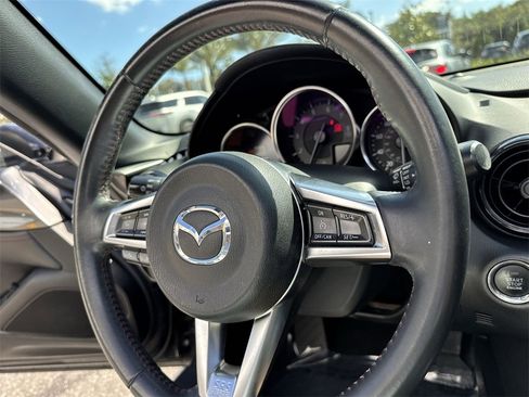 Used 2017 MAZDA MX-5 Miata RF Club image 53