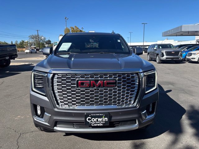 Used 2021 GMC Yukon Denali w/ Denali Ultimate Package AWD/4WD image 2