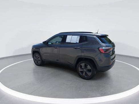 Used 2022 Jeep Compass Latitude AWD/4WD image 6
