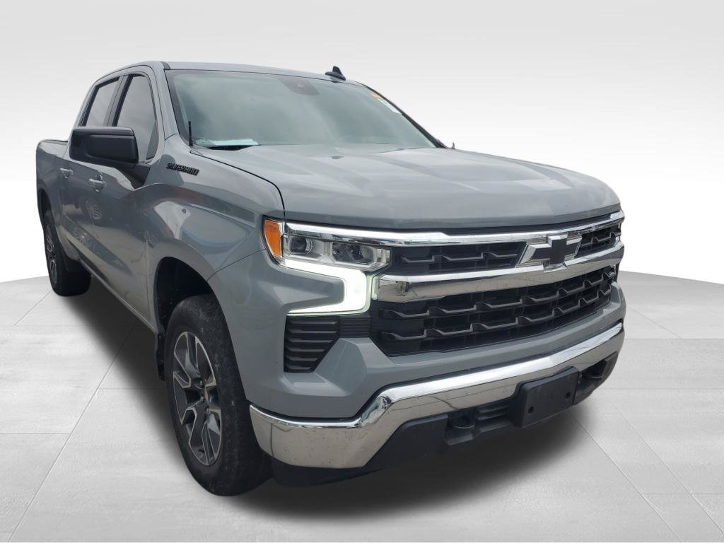 Used 2024 Chevrolet Silverado 1500 LT AWD/4WD image 10