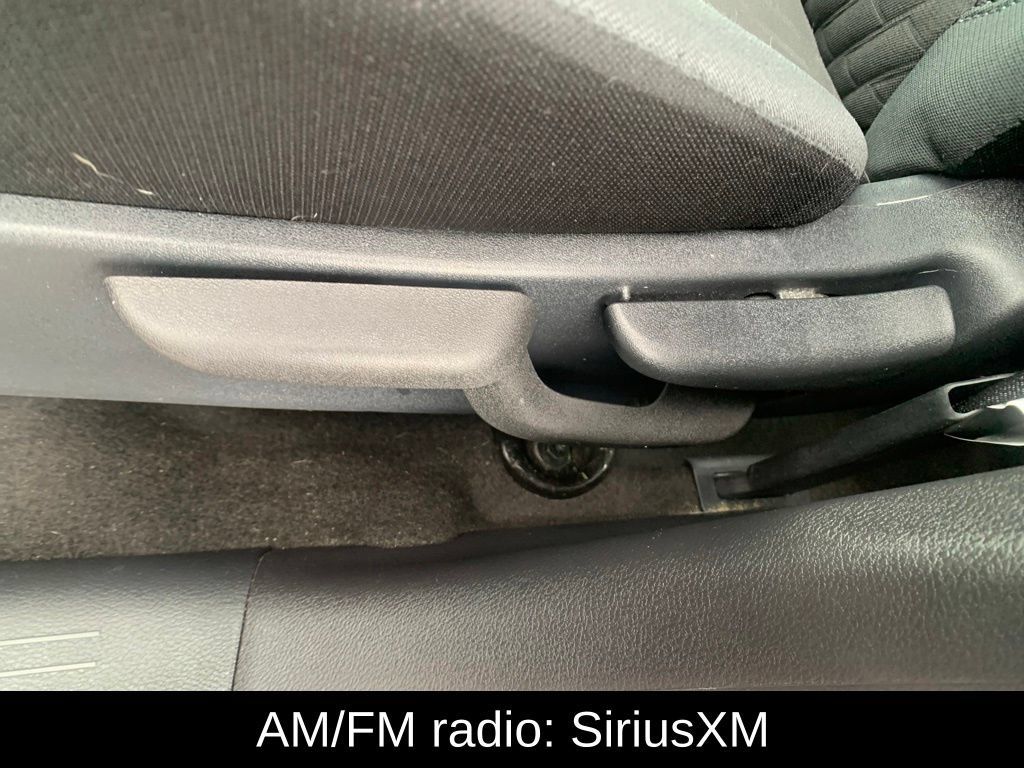 Certified 2023 Nissan Kicks SV FWD image 17