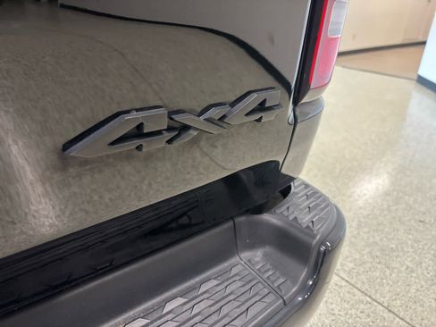 Used 2022 RAM 1500 Laramie image 14