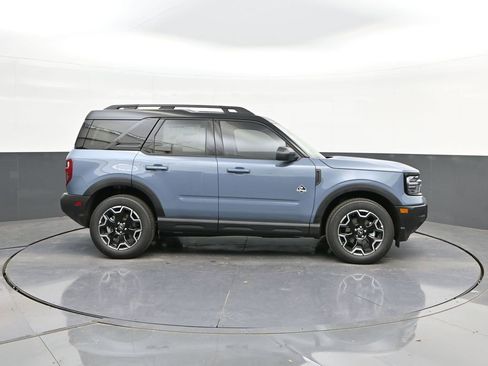 New 2025 Ford Bronco Sport Outer Banks image 24