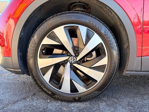 Used 2022 Volkswagen ID.4 Pro S w/ Gradient Package image 32