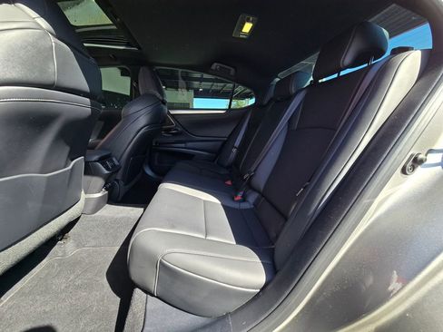 Used 2020 Lexus ES 350 F Sport w/ Accessory Package image 20