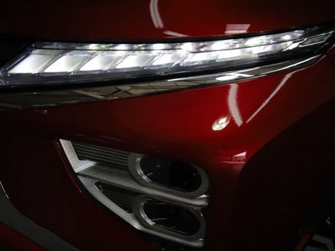 New 2026 Mitsubishi Eclipse Cross SE image 2