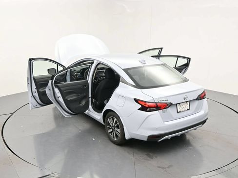 Used 2025 Nissan Versa SV w/ Trunk Package FWD image 21