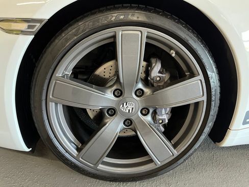 Used 2019 Porsche 911 Carrera T RWD image 60