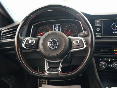 Used 2019 Volkswagen Jetta GLI image 30