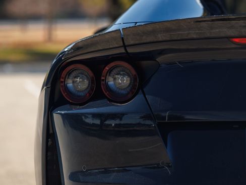 Used 2021 Ferrari 812 GTS image 35