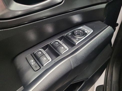 Used 2024 Kia Sorento S w/ Panoramic Sunroof Package FWD image 27