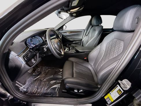 Used 2023 BMW 530e w/ Convenience Package RWD image 22